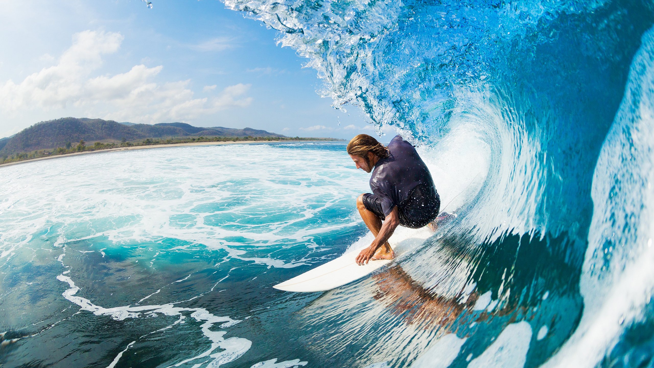 城市夜跑节：灯火阑珊中的运动狂欢，城市夜徒